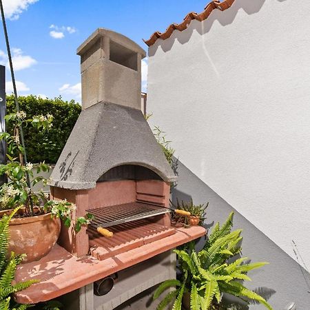 Holiday Home Sea Premantura Exterior photo