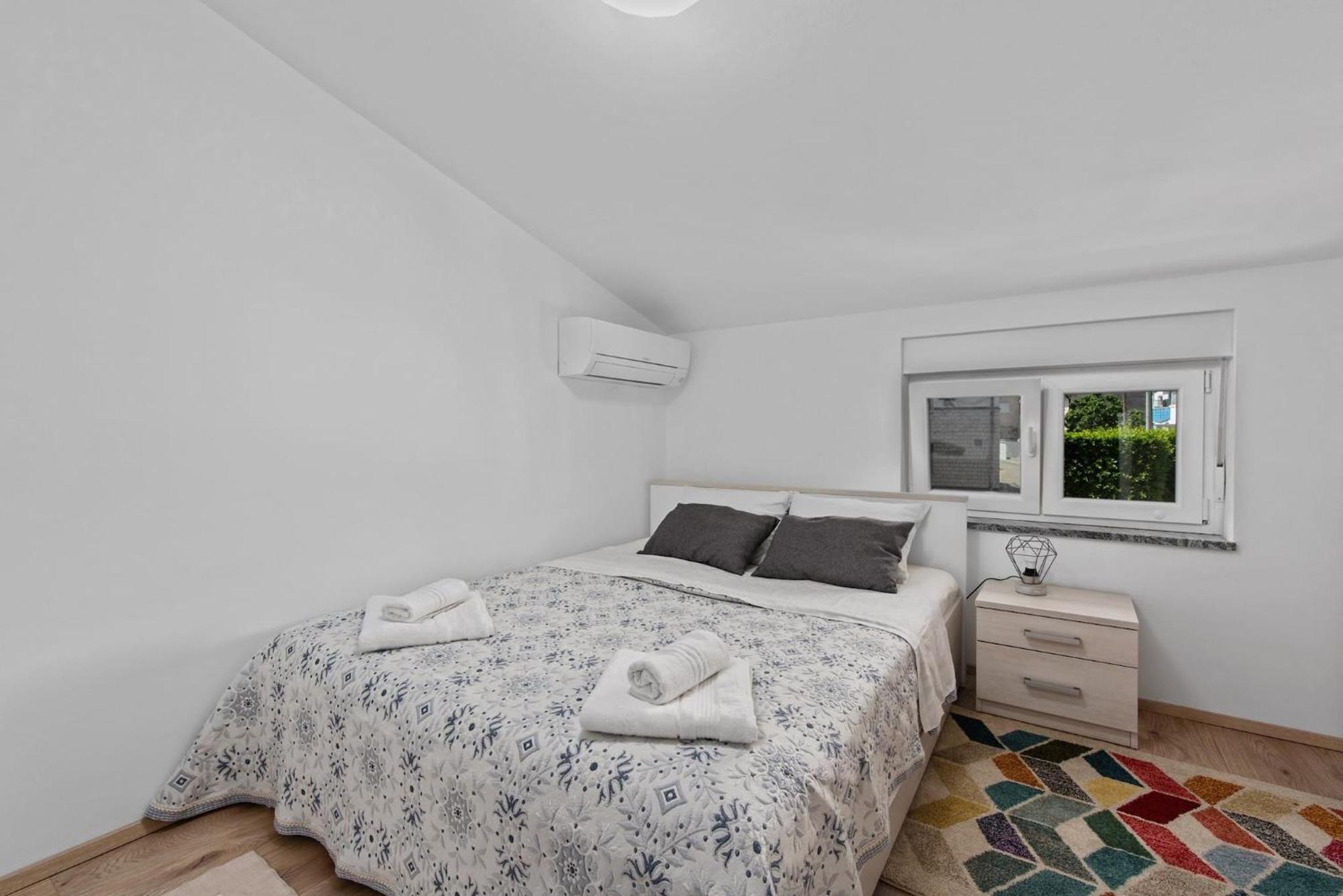 Holiday Home Sea Premantura Exterior photo
